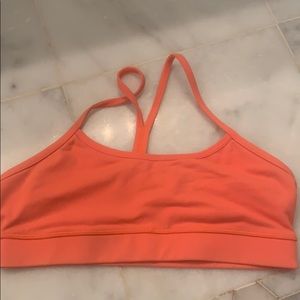 sports bra